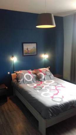 Imagen de la habitación del Hotel Le Rallye. Foto 13