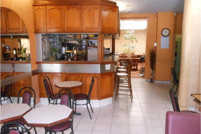 Imagen del bar/restaurante del Hotel Le Regina. Foto 4