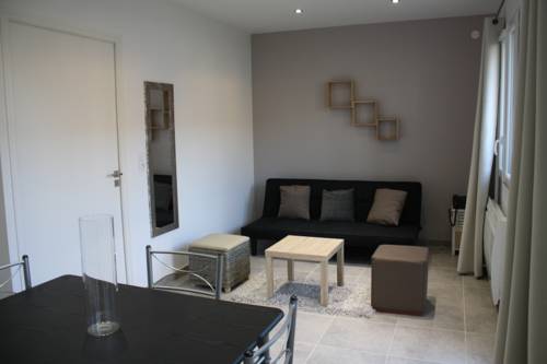 Imagen de la habitación del Hotel Le Relais De Fleurette. Foto 2