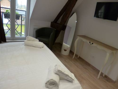 Imagen de la habitación del Hotel Le Relais De Fleurette. Foto 4
