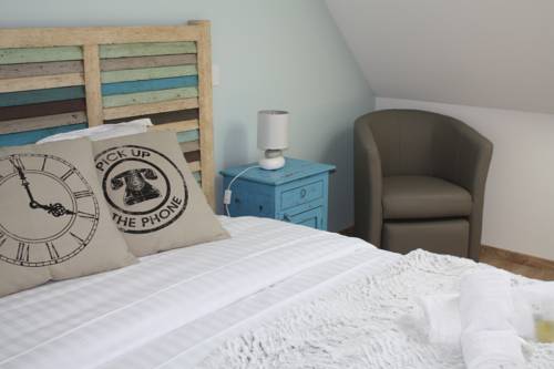 Imagen de la habitación del Hotel Le Relais De Fleurette. Foto 6