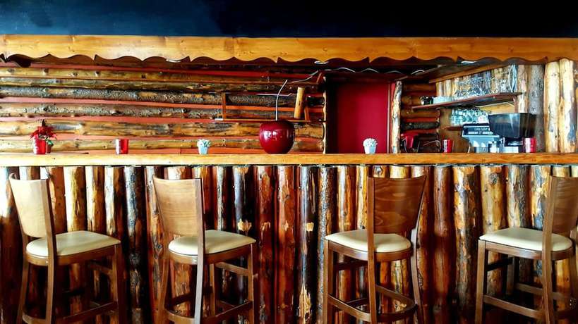 Imagen del bar/restaurante del Hotel Le Terril Blanc. Foto 5