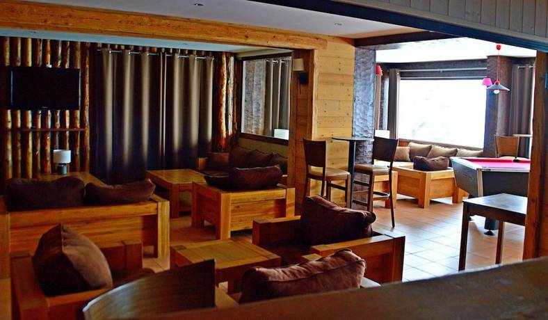 Imagen del bar/restaurante del Hotel Le Terril Blanc. Foto 7