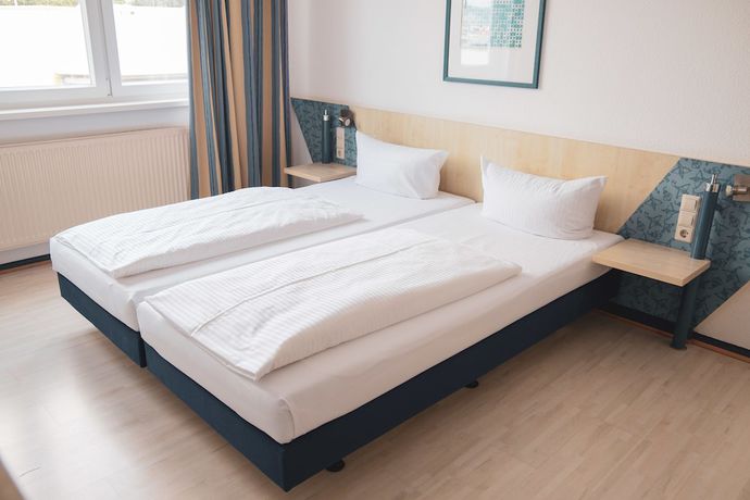 Imagen de la habitación del Hotel Le Village. Foto 5