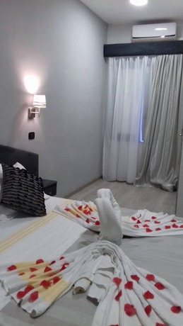 Imagen de la habitación del Hotel LePin&egrave;de. Foto 4