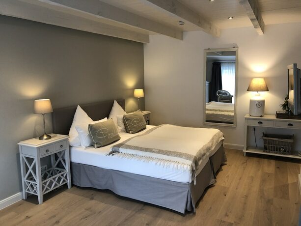 Imagen de la habitación del Hotel Leegerpark. Foto 19