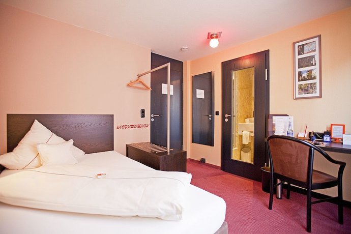 Imagen de la habitación del Hotel Lehmeier. Foto 8