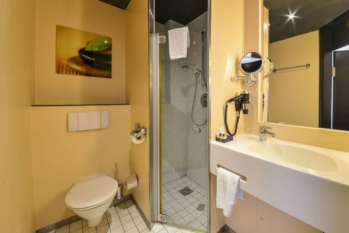 Imagen de la habitación del Hotel Lehmeier. Foto 13