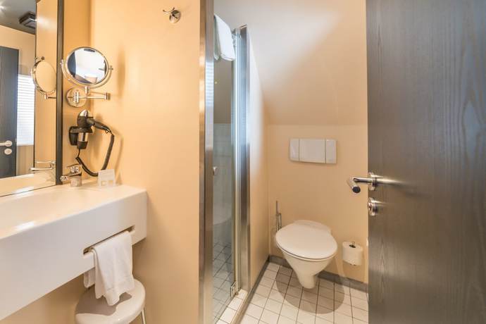 Imagen de la habitación del Hotel Lehmeier. Foto 17