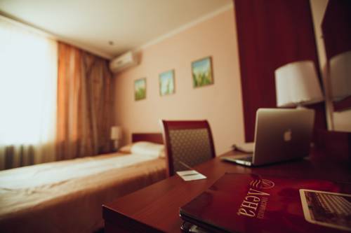 Imagen de la habitación del Hotel Lena. Foto 5