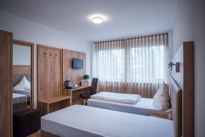 Imagen de la habitación del Hotel Leo. Foto 2