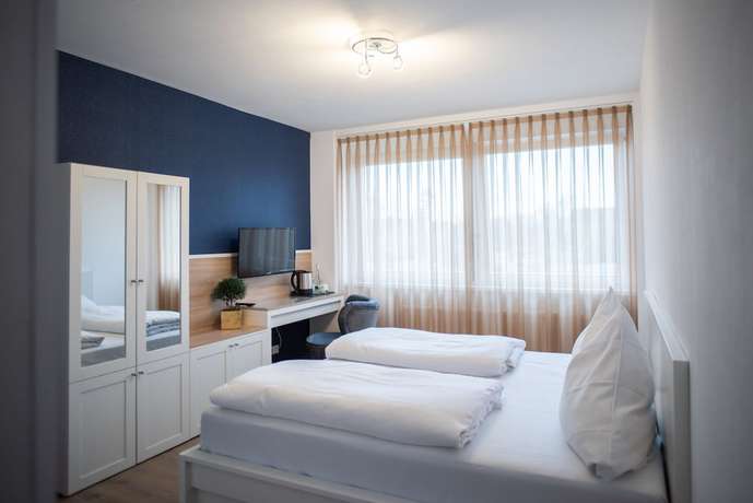 Imagen de la habitación del Hotel Leo. Foto 11