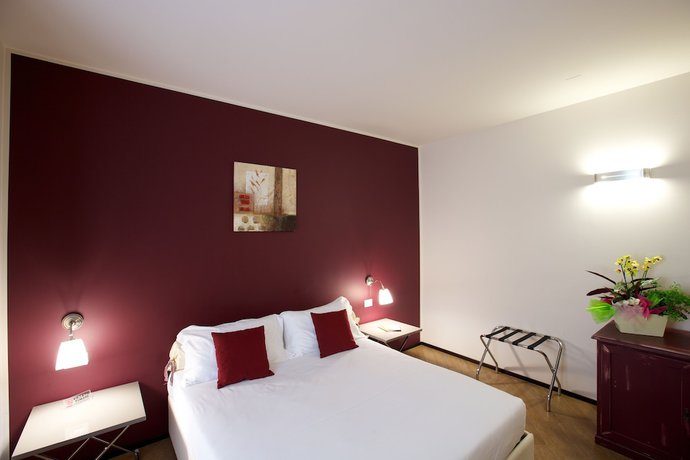 Imagen de la habitación del Hotel Leon D\'Oro, MANTUA. Foto 4