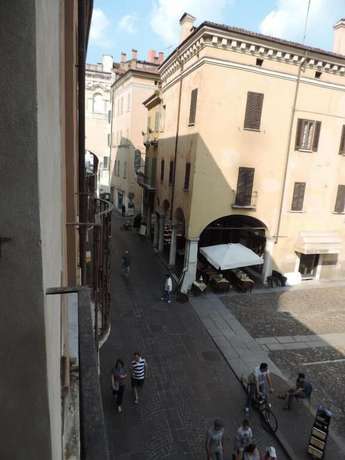 Imagen de la habitación del Hotel Leon D\'Oro, MANTUA. Foto 6