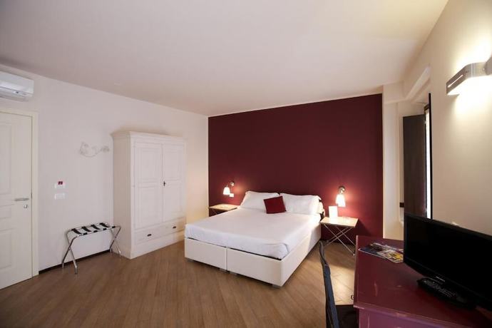 Imagen de la habitación del Hotel Leon D\'Oro, MANTUA. Foto 14