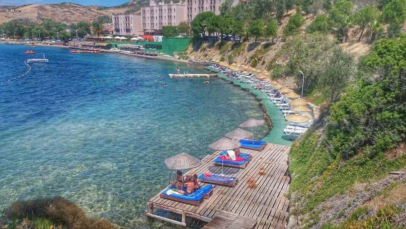 Imagen de los exteriores del Hotel Leon. Foto 12