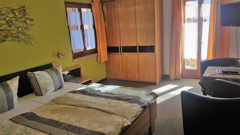 Imagen de la habitación del Hotel Leonhardihof. Foto 2