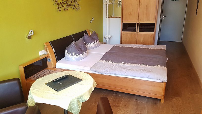 Imagen de la habitación del Hotel Leonhardihof. Foto 11