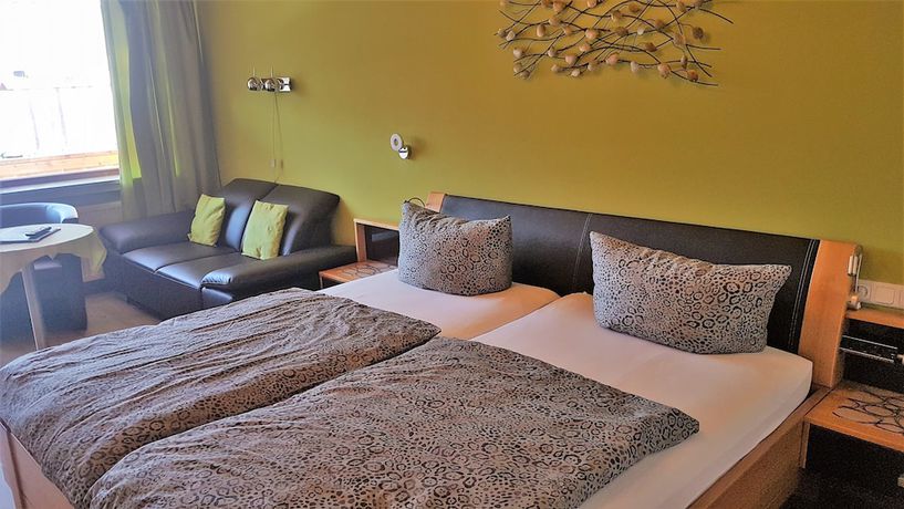 Imagen de la habitación del Hotel Leonhardihof. Foto 14