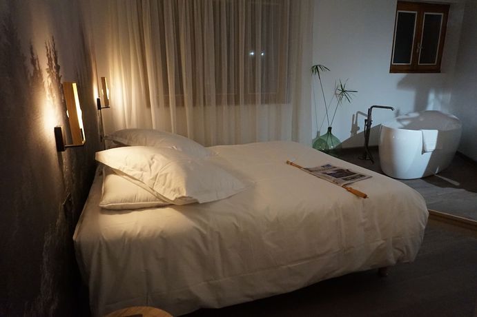 Imagen de la habitación del Hotel Les Glycines. Foto 4