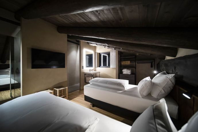 Imagen de la habitación del Hotel Les Pardines 1819. Foto 8