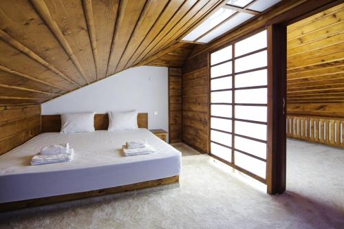 Imagen de la habitación del Hotel Leshten. Foto 13