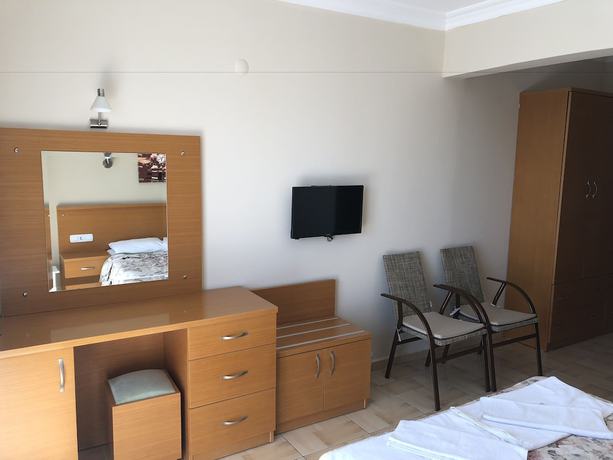 Imagen de la habitación del Hotel Leytur. Foto 8
