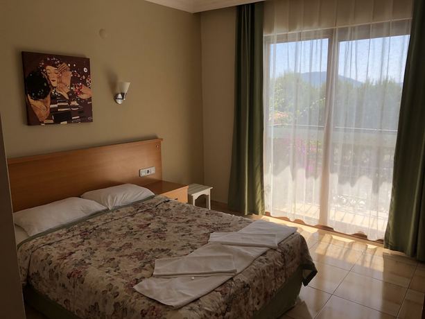 Imagen de la habitación del Hotel Leytur. Foto 9