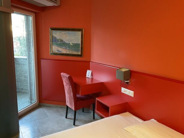 Imagen de la habitación del Hotel Liberty Self Check-in. Foto 14