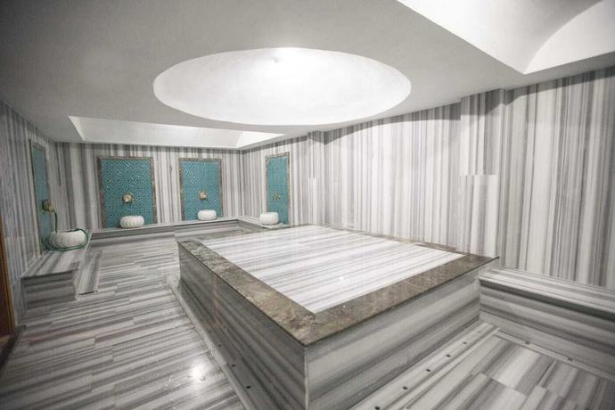 Imagen de los interiores del Hotel Lidya. Foto 14