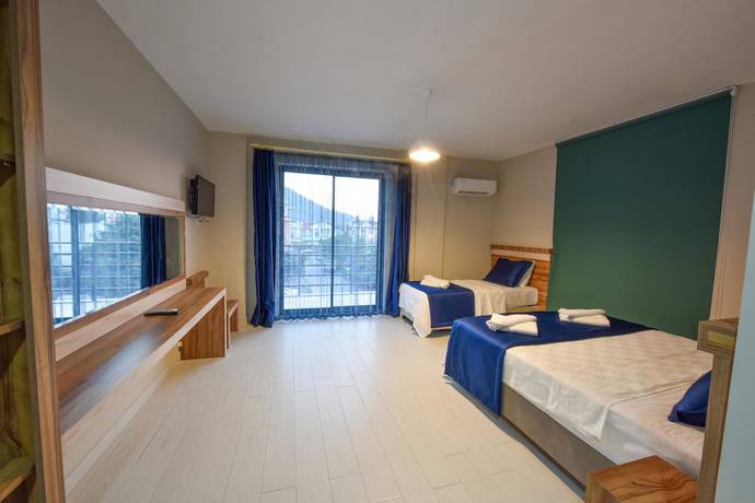 Imagen de la habitación del Hotel Lidya. Foto 5
