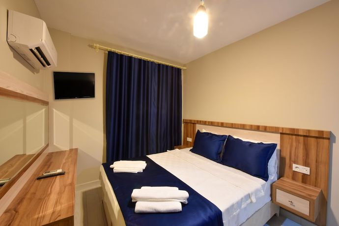 Imagen de la habitación del Hotel Lidya. Foto 7