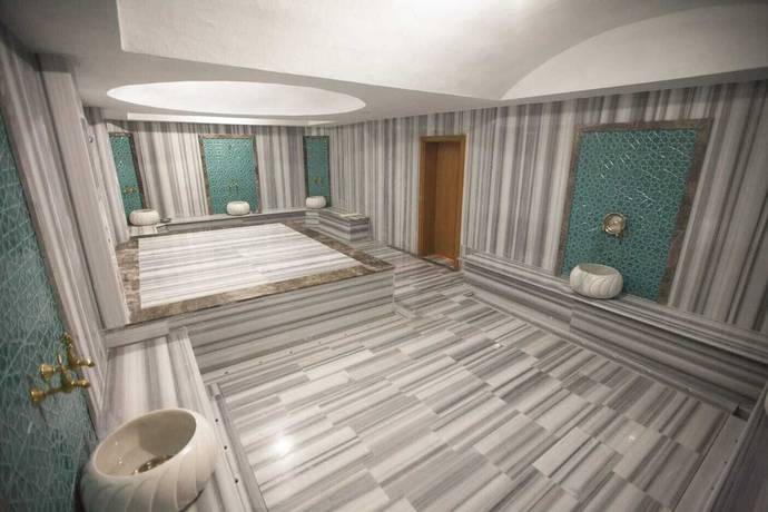 Imagen de los interiores del Hotel Lidya. Foto 15