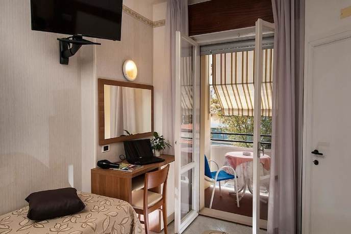 Imagen de la habitación del Hotel Lina, Misano Adriatico. Foto 10