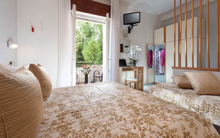 Imagen de la habitación del Hotel Lina, Misano Adriatico. Foto 16