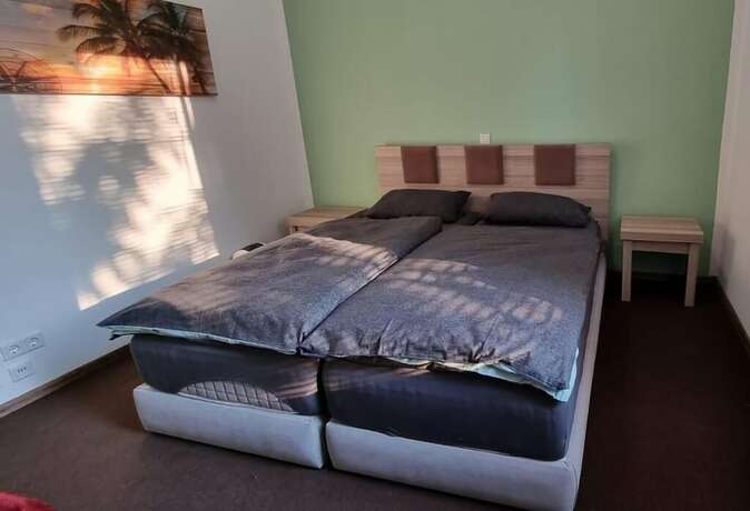 Imagen de la habitación del Hotel Linda, Gladbeck. Foto 9