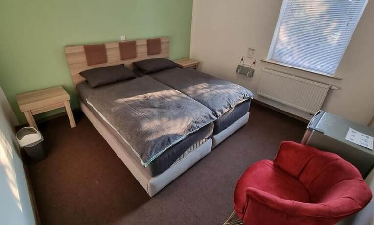 Imagen de la habitación del Hotel Linda, Gladbeck. Foto 11