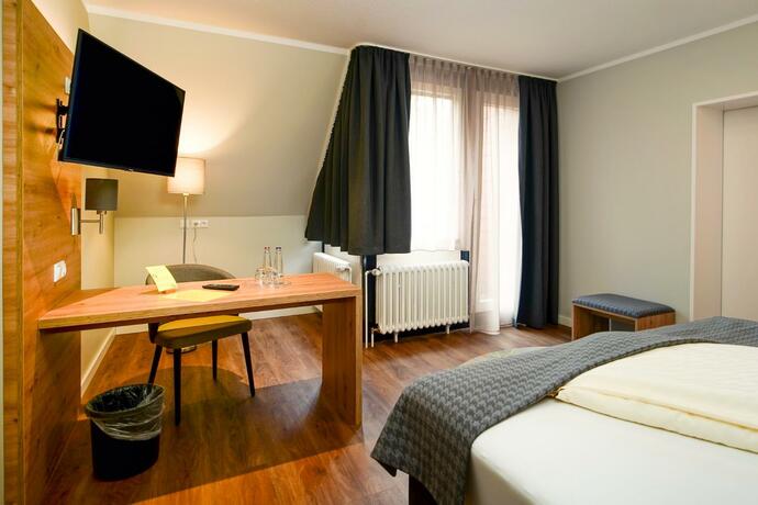 Imagen general del Hotel Lindenhof, Bielefeld. Foto 5
