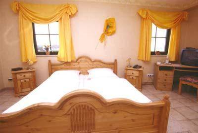 Imagen de la habitación del Hotel Lindenhof, R&ouml;dermark. Foto 11