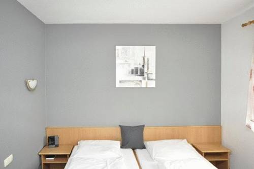 Imagen de la habitación del Hotel Lindenhof, R&ouml;dermark. Foto 13