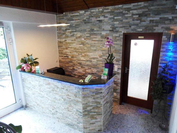 Imagen de los interiores del Hotel Linnert. Foto 18