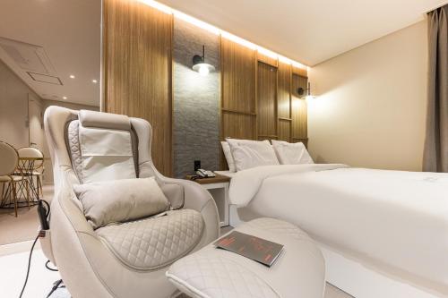 Imagen de la habitación del Hotel Lium. Foto 20