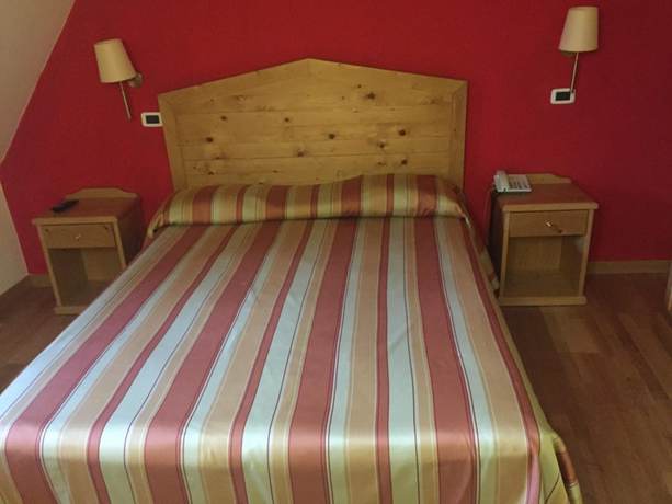 Imagen de la habitación del Hotel Lo Sciatore. Foto 6