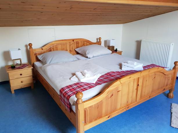 Imagen de la habitación del Hotel Locvillare. Foto 8