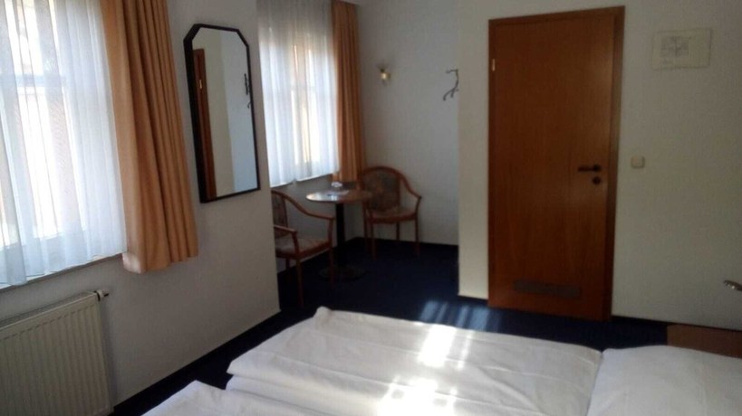 Imagen de la habitación del Hotel Loewensteiner Hof Haus am Neuplatz. Foto 4