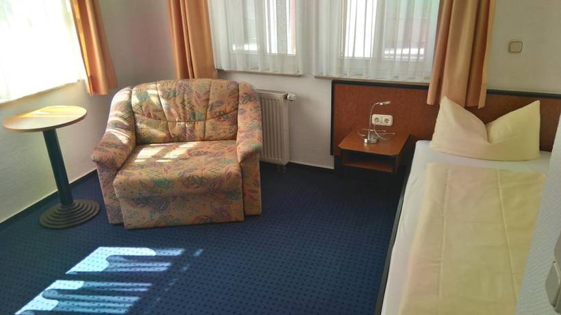 Imagen de la habitación del Hotel Loewensteiner Hof Haus am Neuplatz. Foto 5