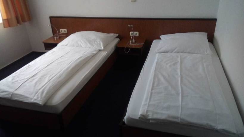 Imagen de la habitación del Hotel Loewensteiner Hof Haus am Neuplatz. Foto 12