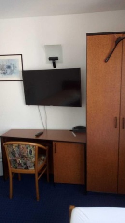 Imagen de la habitación del Hotel Loewensteiner Hof Haus am Neuplatz. Foto 14