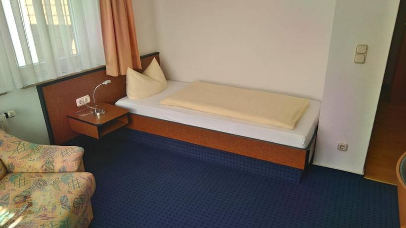 Imagen de la habitación del Hotel Loewensteiner Hof Haus am Neuplatz. Foto 16