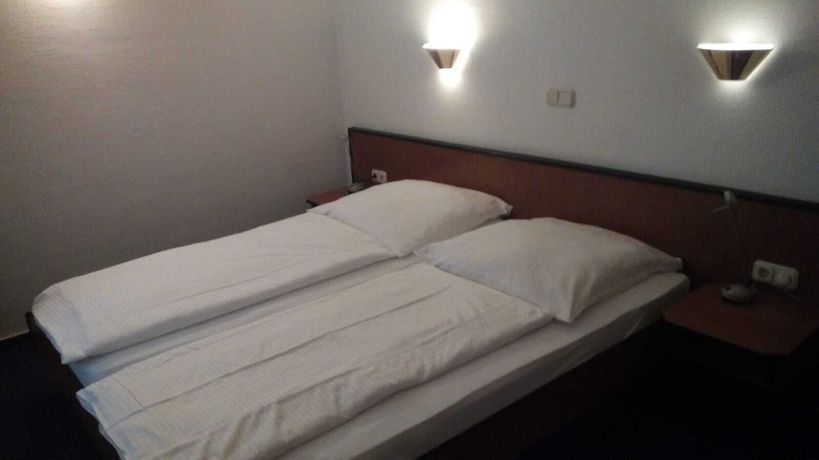 Imagen de la habitación del Hotel Loewensteiner Hof Haus am Neuplatz. Foto 17
